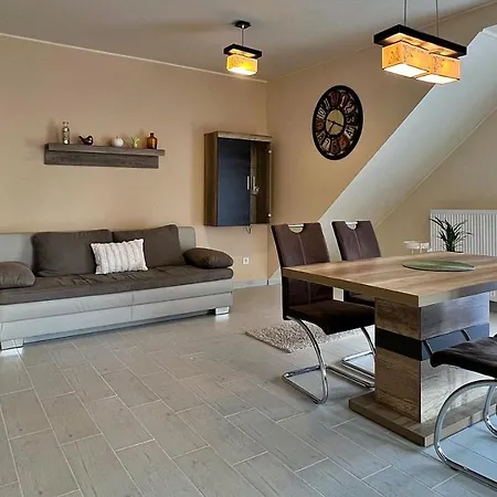Gardencity Apartmanhaz Gyor Exterior photo