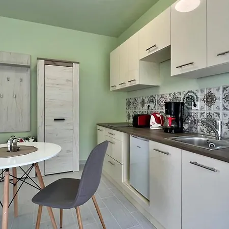 Gardencity Apartmanhaz Gyor Exterior photo