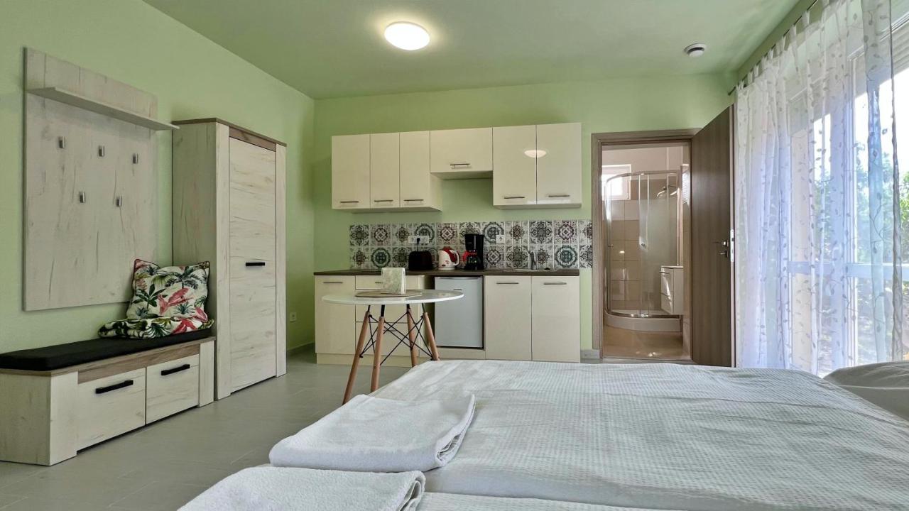 Apartment Gardencity Apartmanhaz *